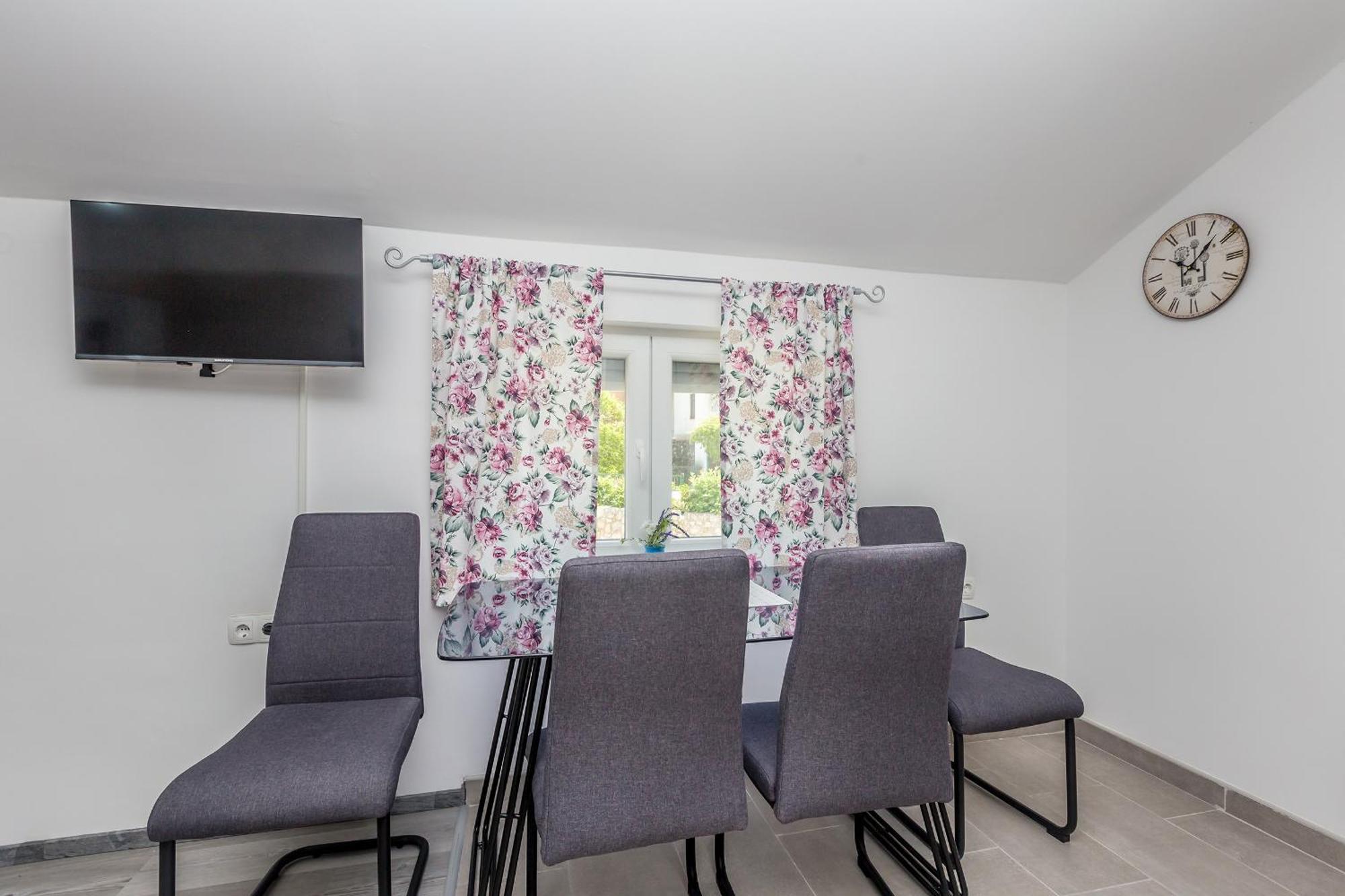 Apartmani Tena Njivice Dış mekan fotoğraf